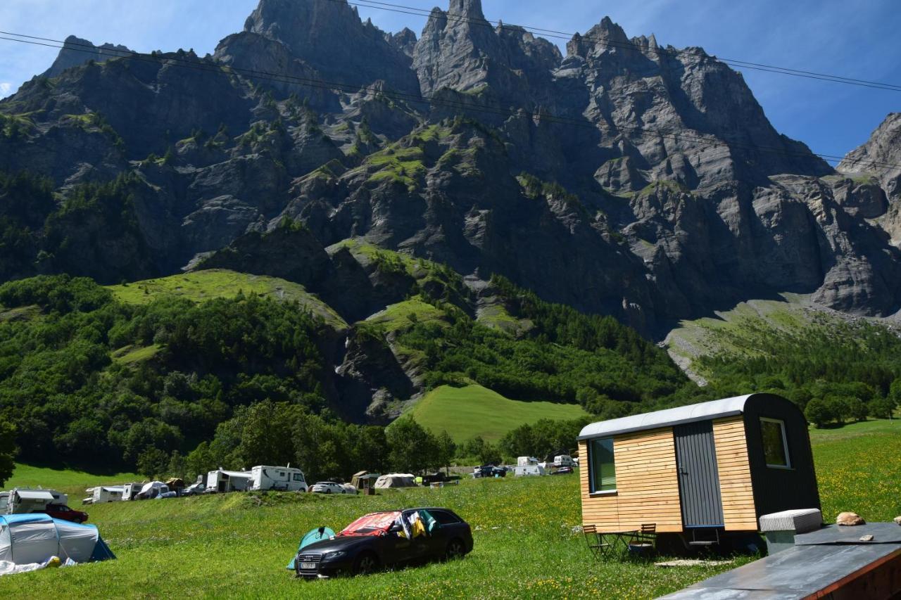 Camping Mit Restaurant & Sportarena *