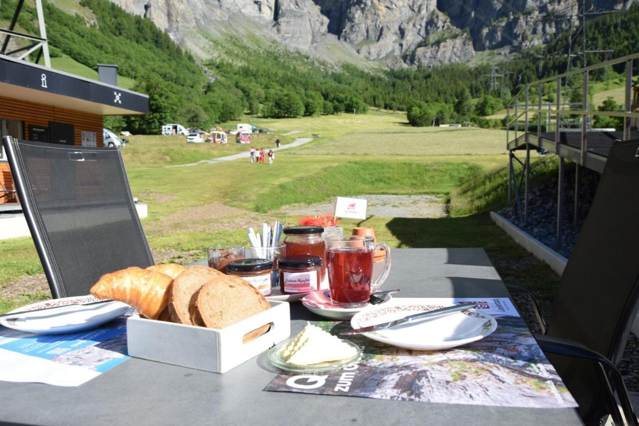 Camping Mit Restaurant & Sportarena Loèche-les-Bains